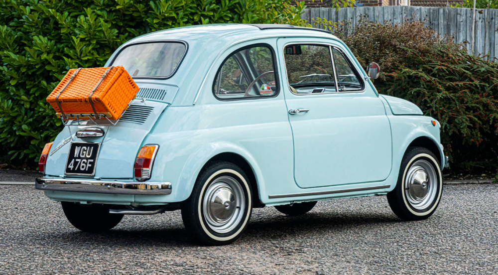 经典可爱菲亚特nuova500