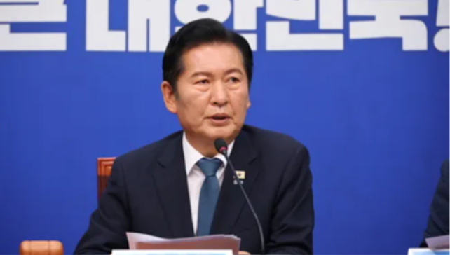 韩媒：韩国执政党党首郑清来宣布辞职