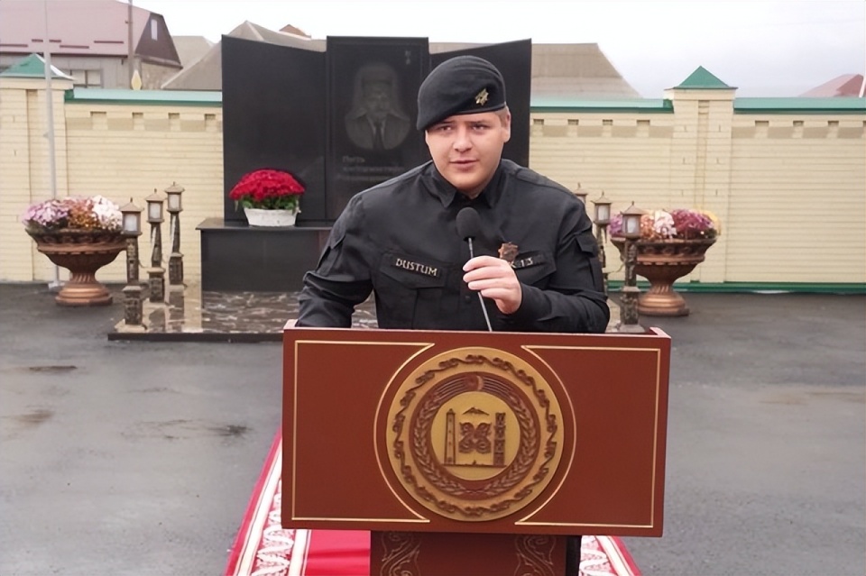 卡德罗夫三儿子亚当新职:俄国防部下属营部监督人