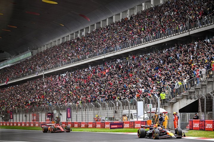 一别五年，如梦归来，20万人现场见证F1中国站20周年_腾讯新闻