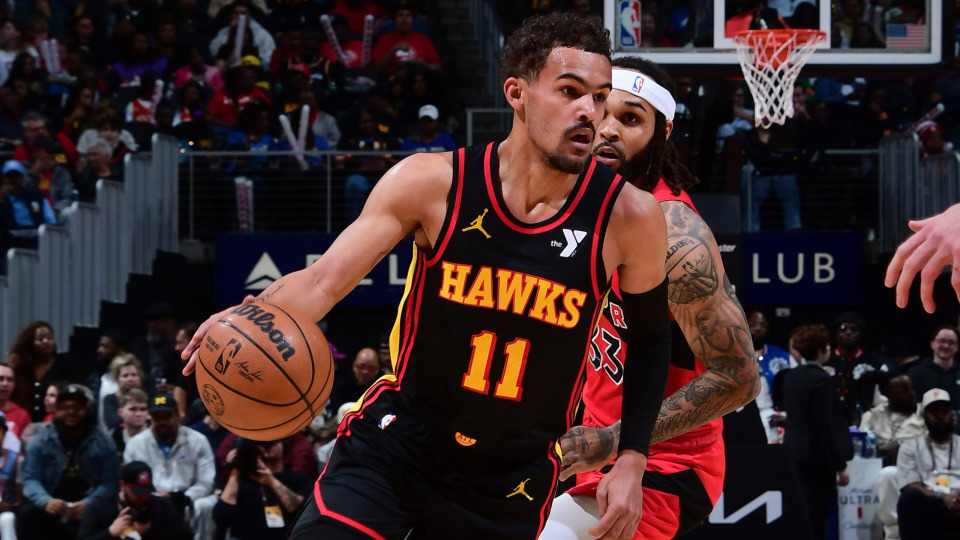 老鹰官宣特雷杨至少伤缺四周左小指撕裂将进行手术冲季后赛遇危机