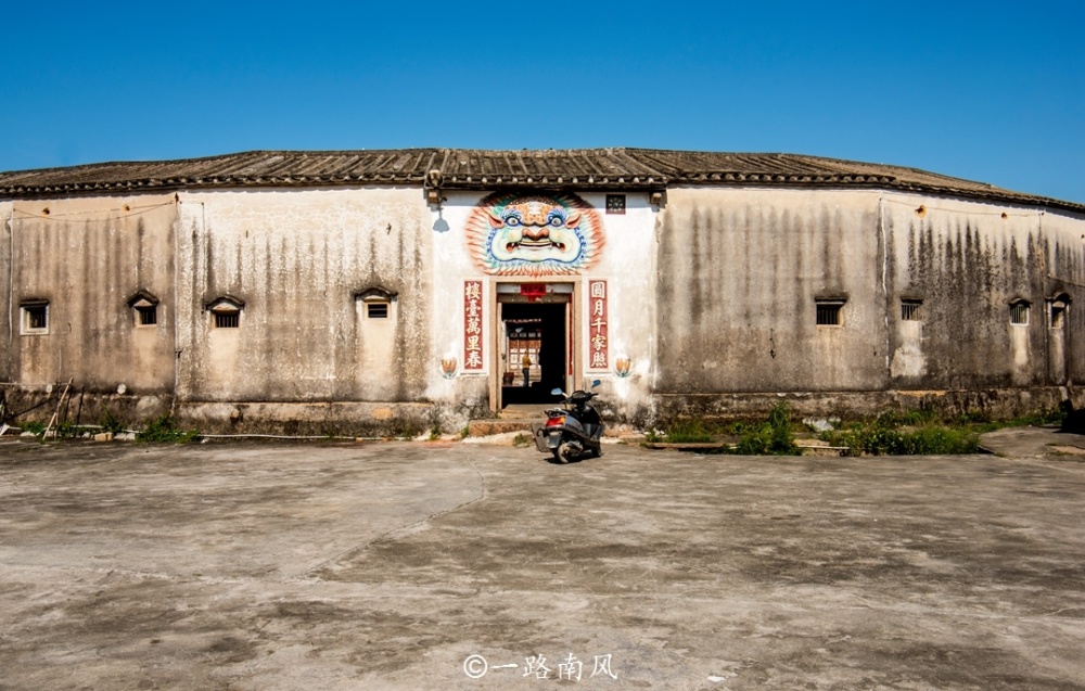 揭阳乡村隐藏一座奇怪建筑,形状像外星人,始建年份不详