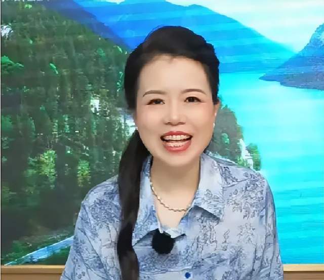 许敏直播带货取得进步,引发黑粉的质疑,上演求锤得锤名场面