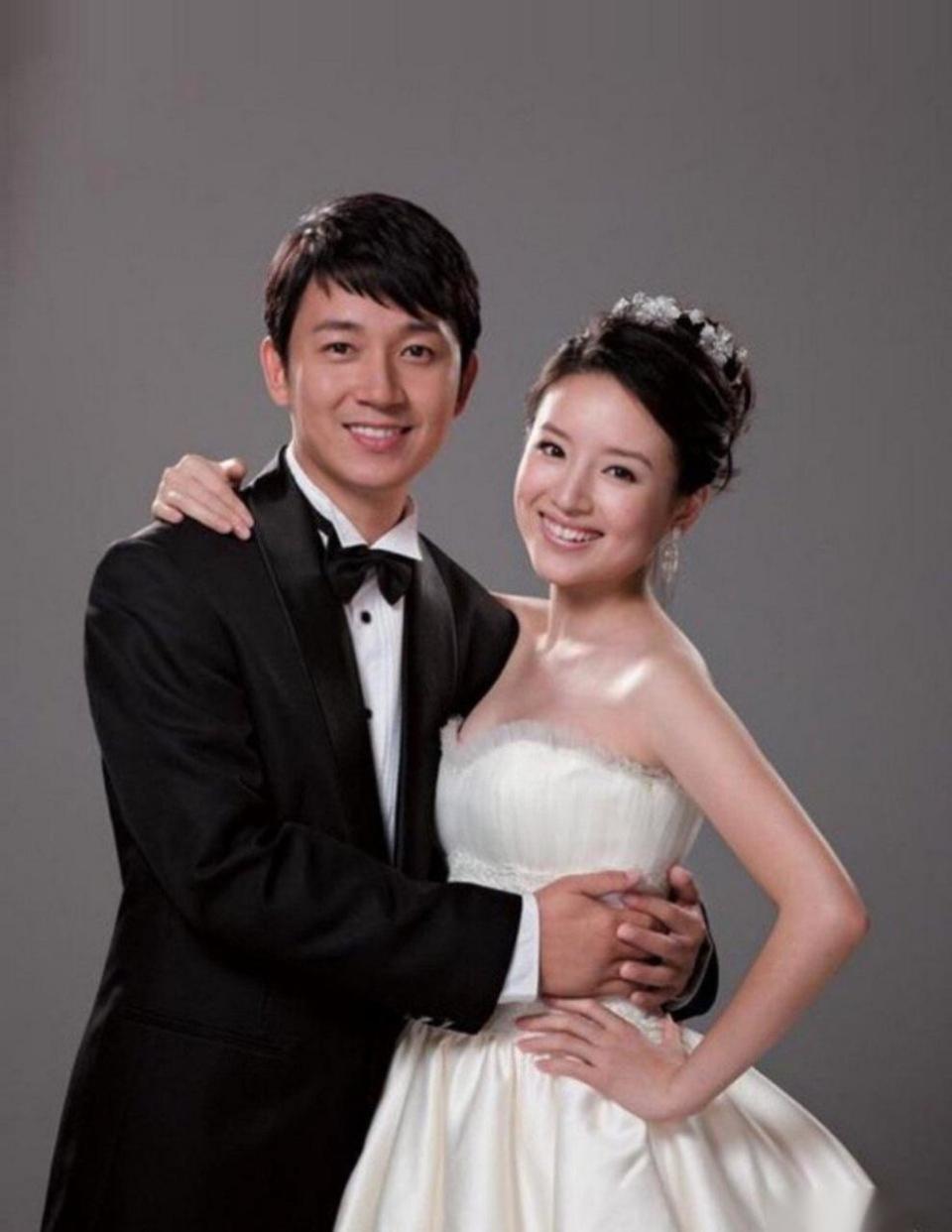 董洁和儿子合体拍封面,颜值不高全靠"关系",网友吐槽声浪大!