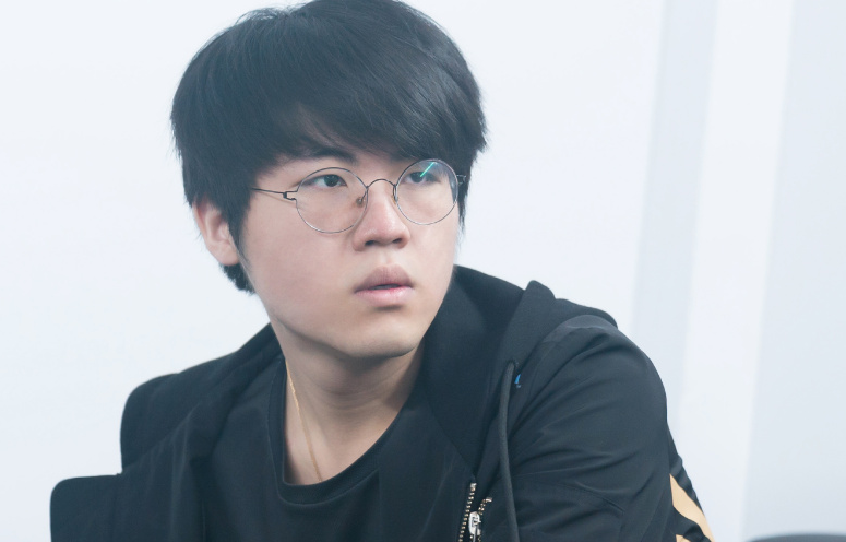 zoom队3-1淘汰姿态队!xlb狮子狗效果不佳,姿态尽力带不动