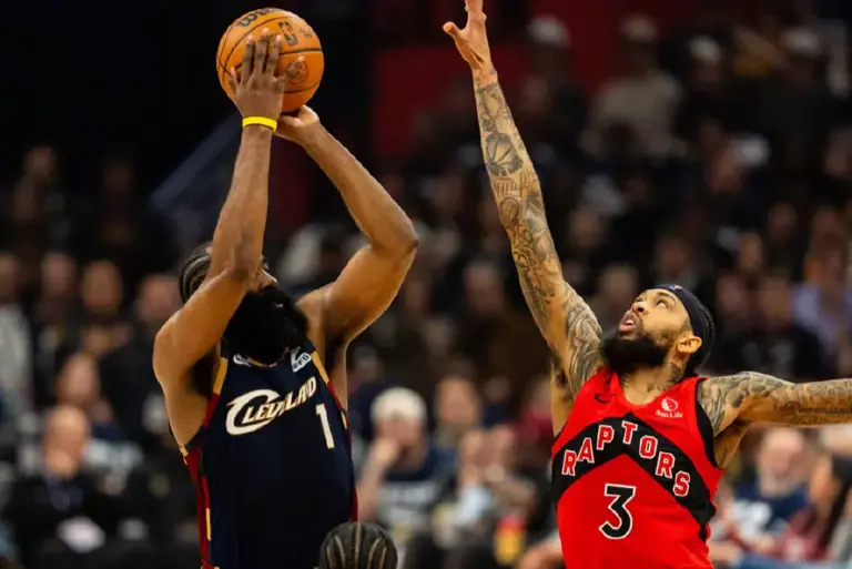 開門紅！騎士雙核狂砍54分，猛龍毫無還手之力，橫掃恐是時間問題 - 