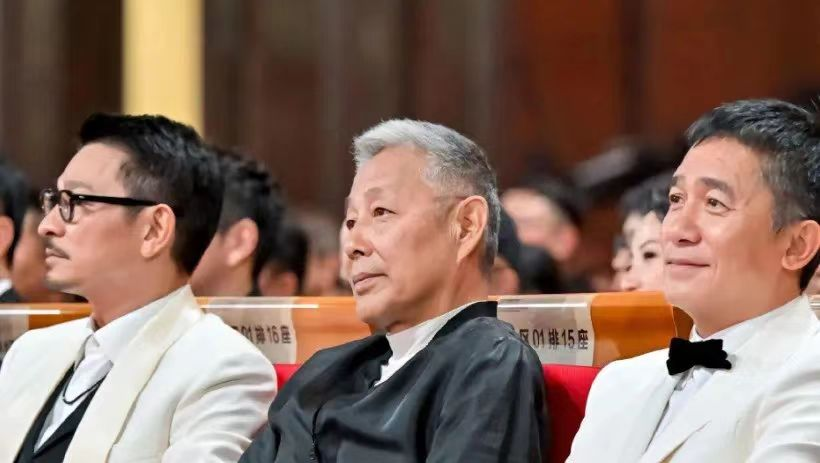 陈道明:人活到极致,一定是孤独_腾讯新闻
