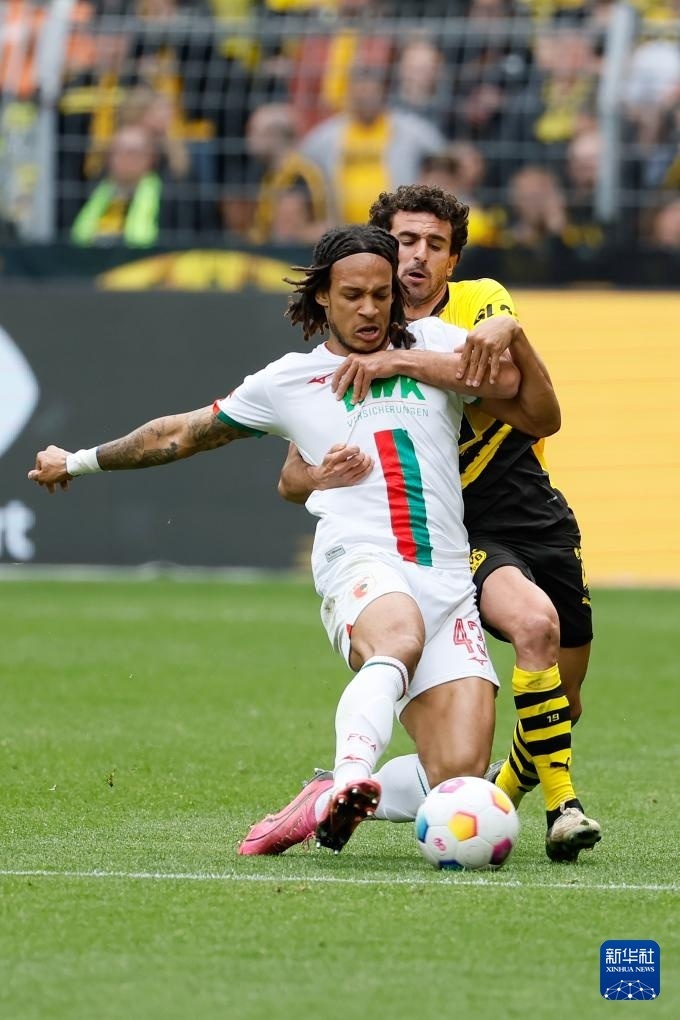 足球——德甲:多特蒙德胜奥格斯堡_腾讯新闻