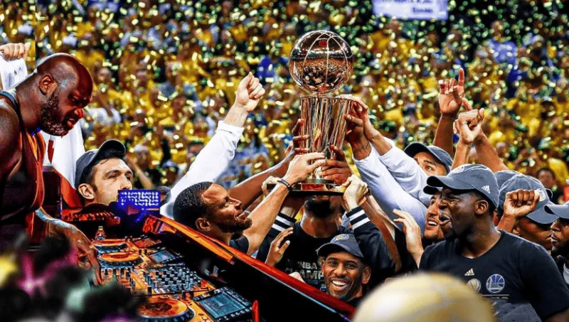 奥尼尔坚信勇士明年夺冠,球迷:库里都不信_腾讯新闻