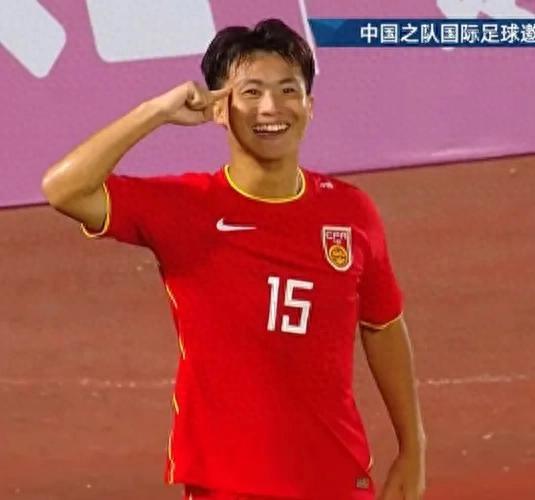 1-1平日本！国少惊险逼平，2人失常+脚法掉链子，小将“肚皮”绝平成奇兵！