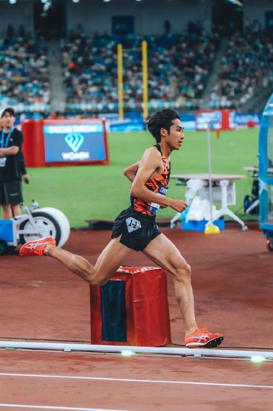 世界田联钻石联赛厦门站刘德助800米获第9 打破尘封10年全国纪录-腾讯