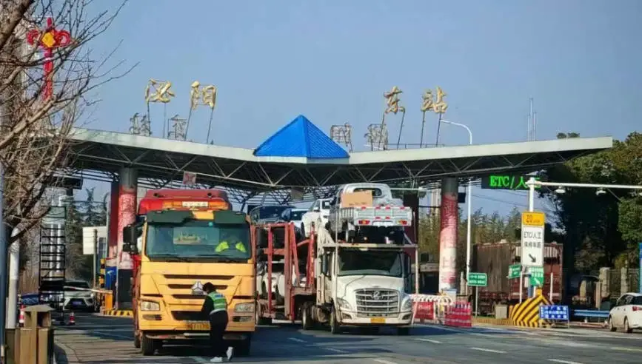河南提级调查“查扣冻品”：“拦路执法”黑洞必须深挖彻查