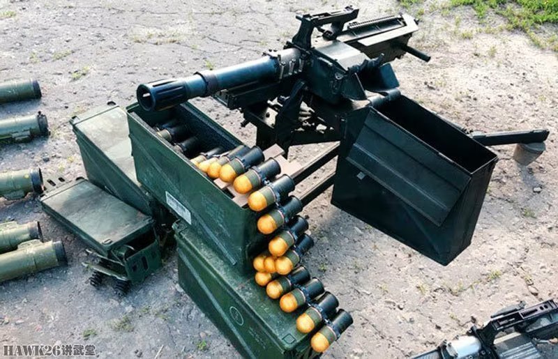与苏联研制的ags-17"火焰"30mm自动榴弹发射器不同,也不是美国支援给