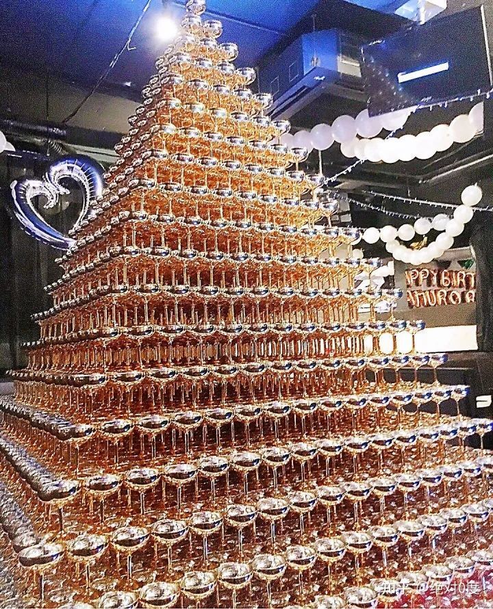 回顾上世纪日本牛郎头牌,这逆天颜值,简直吊打!_腾讯新闻