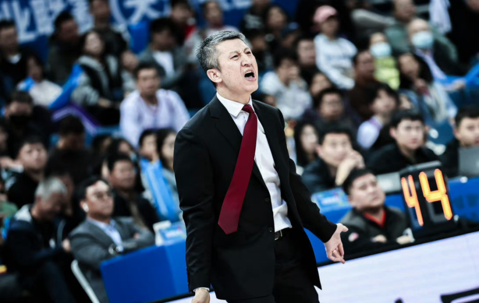 郭士强太横12进8首场唯一以下克上老叔继续逆袭