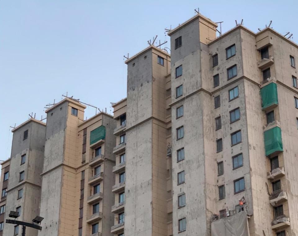 内行人劝告，今明年买房，建议别买回迁房，原因很简单_腾讯新闻