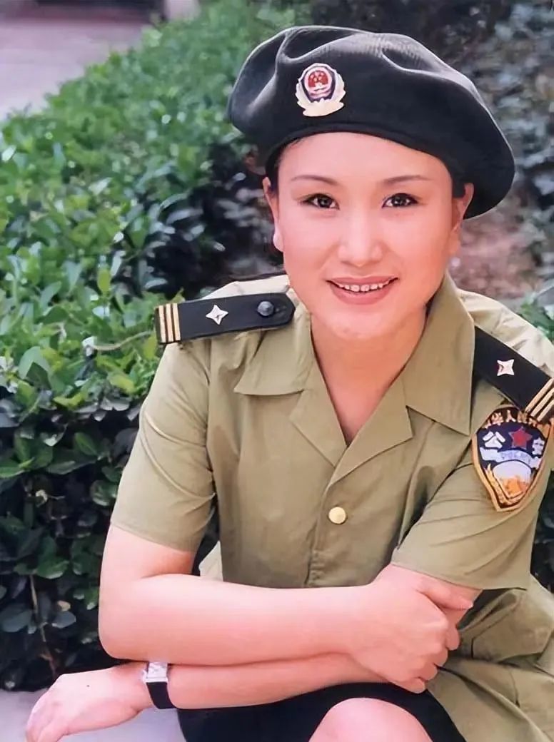 王茜,王景春,董勇等演员的警察形象,打了多少明星的脸!-腾讯新闻