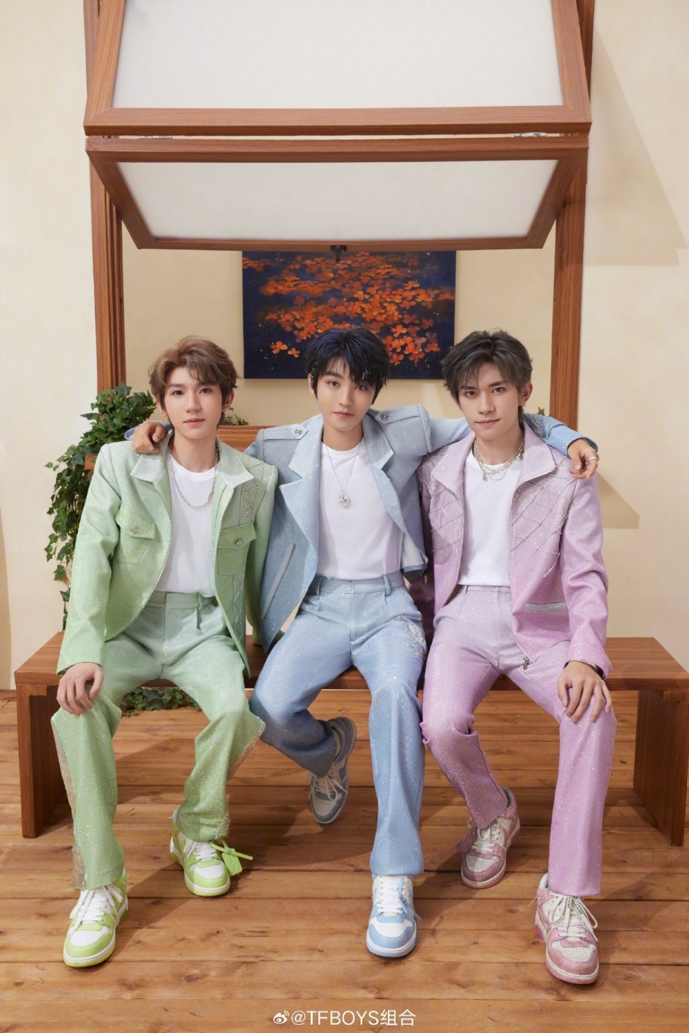 tfboys十周年演唱会,一场国民"三好学生"的汇报演出_腾讯新闻