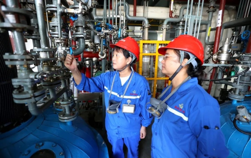 黄冈化工园工业产值首破百亿元