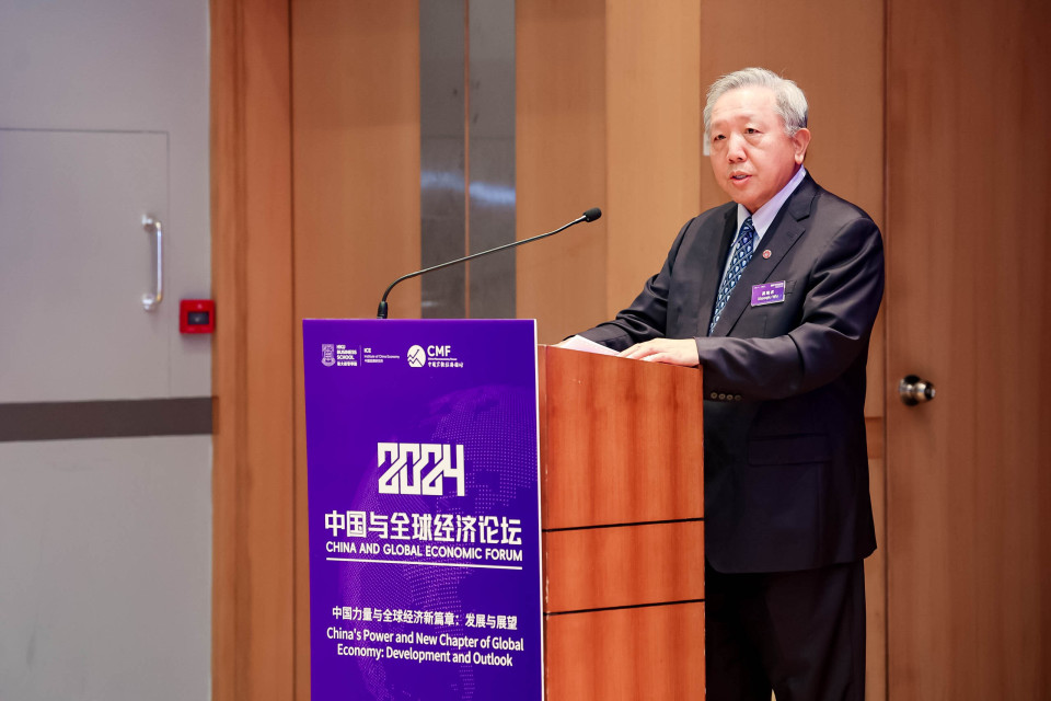 土豆網(wǎng)：澳門一肖一碼今晚一肖一碼人民大學吳曉求：到銀行取錢被問用途 嚴重侵犯了人民的隱私權(quán)