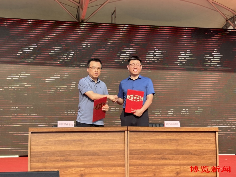 张店区重庆路中学举办第三届校园科技文化艺术节文艺展演