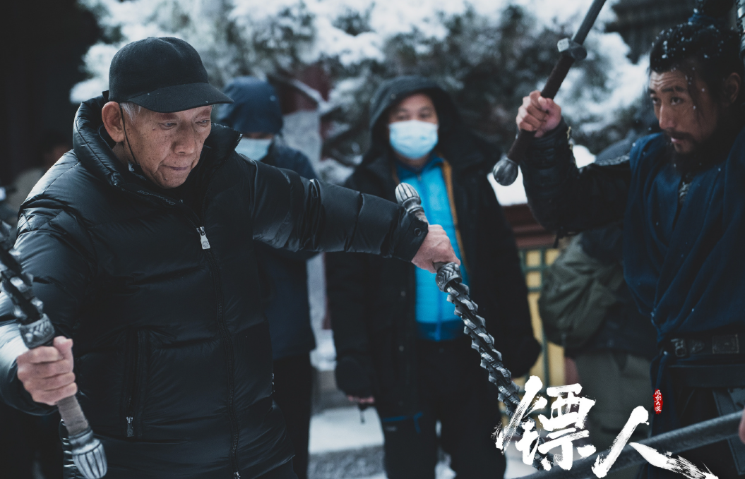 《鏢人》票房連續逆跌，吳京徹底不裝了，私心暴露的他，才是電影最大的彩蛋 - 