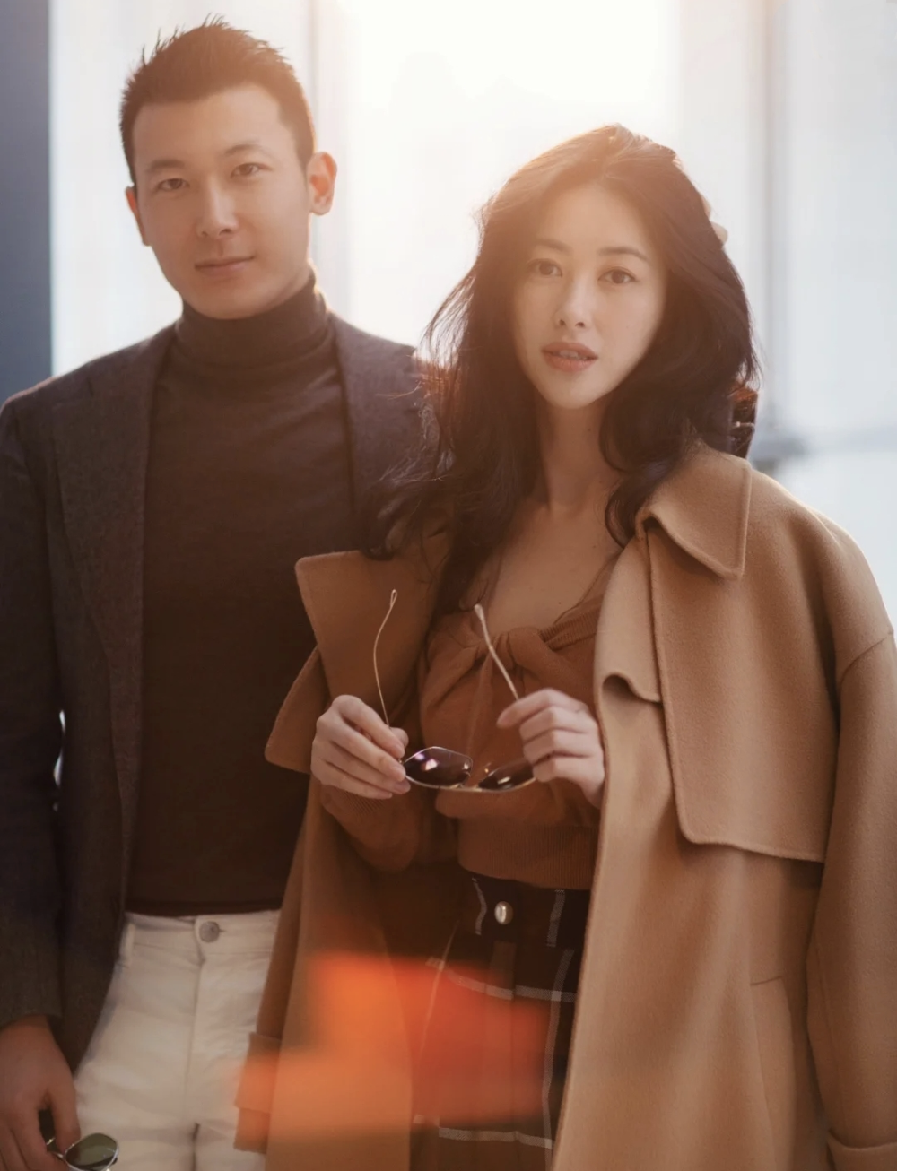 朱珠晒夫妻甜蜜九宫格,被王昀佳公主抱撒狗粮,网友大赞朱珠好辣_腾讯