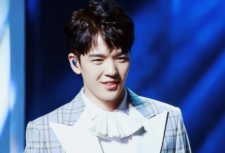 高考舞弊后仝卓再塌房?和工作室开撕他还是头一个