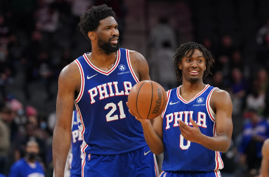 nba一夜动态:詹姆斯生气不再搭档欧文 火箭兜售探花签