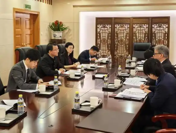 中方约见日本公使，针对日美联合声明中的涉华消极动向，提出严正交涉_腾讯新闻