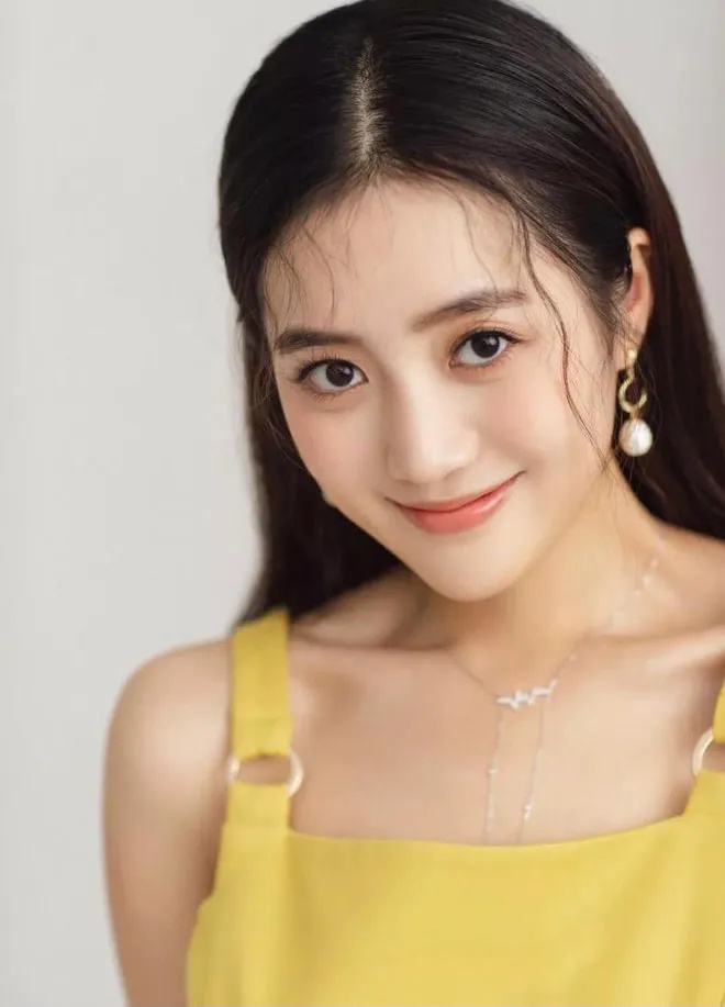 和赵丽颖2搭《与凤行》,多次被换角,《无限超越班