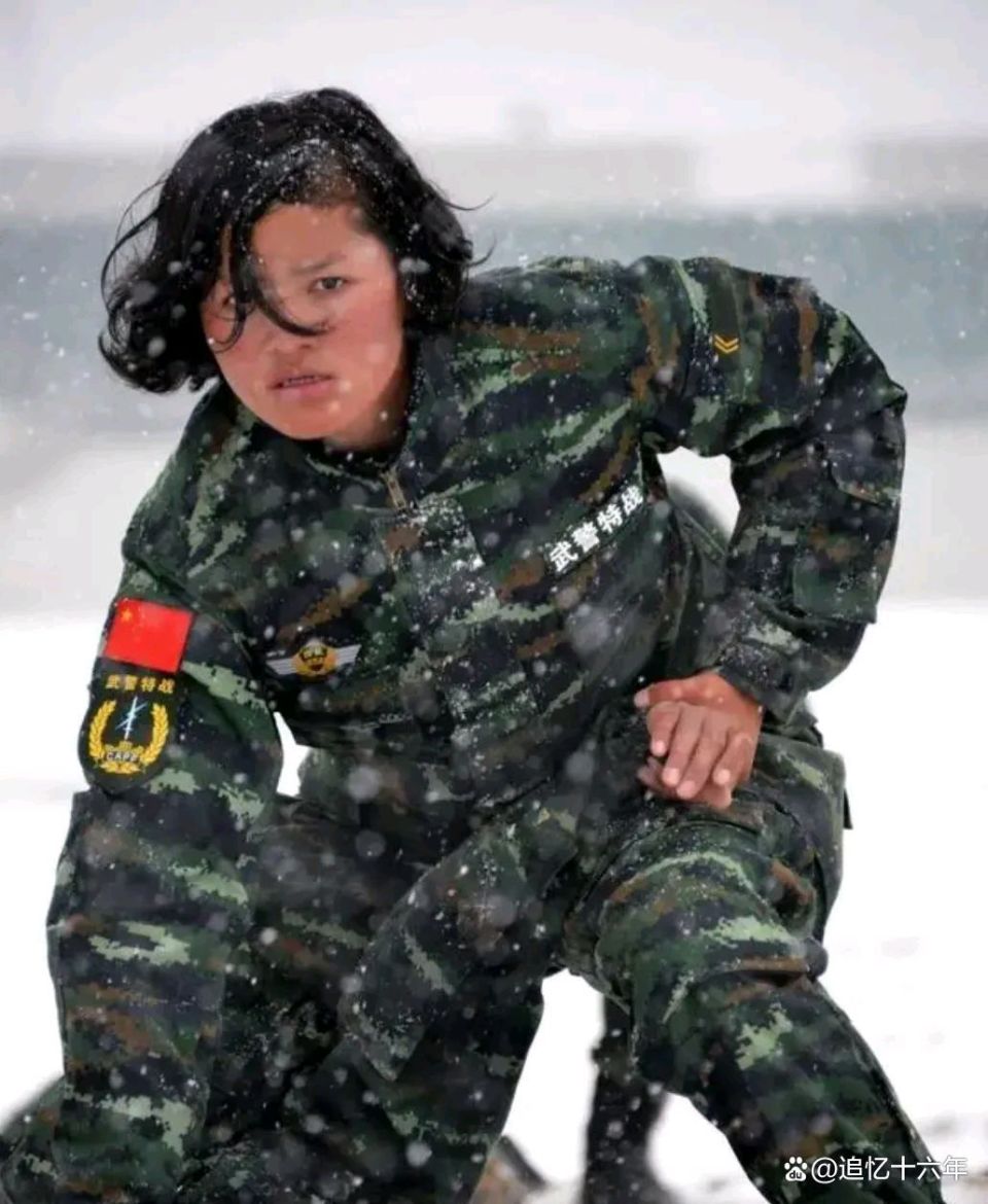 武警女兵达娃卓嘎特战霸王花提干保送军校晋升新的职务