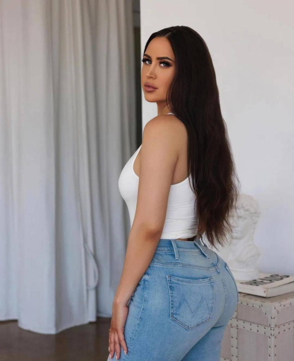 最令人难以想象的是汤普森居然在有了科勒卡戴珊以后还频繁出轨,单是