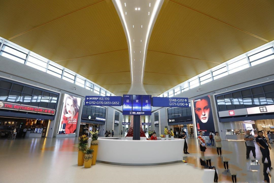 2023中国十大最繁忙机场榜单,广州白云第一,成都跃升