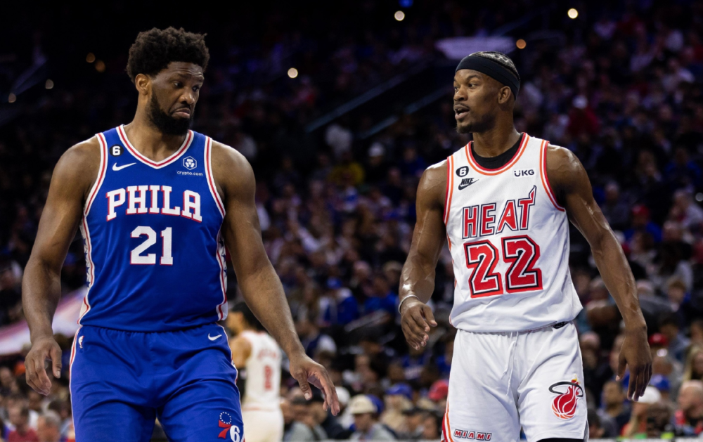 连得分王,常规赛mvp,常规赛助攻王等等,只要他想,他可以保证球队下限