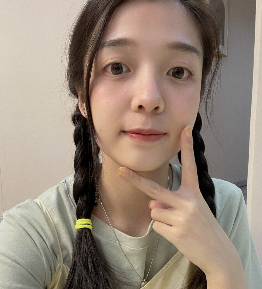 而面对老公姚雄杰的追求,陈大事本人起初无感,也许是因为合适,二人走