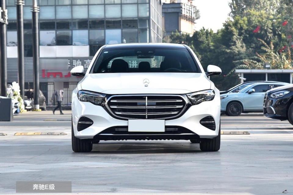 预算44万左右买豪华c级车,新款奔驰e级和宝马5系,该如何选?