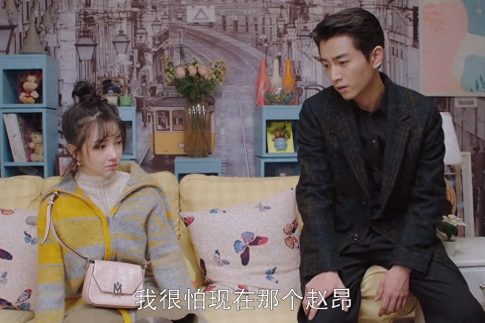 无与伦比的美丽：李念欢为何总是遇人不淑？她犯了三个关键性错误_腾讯新闻