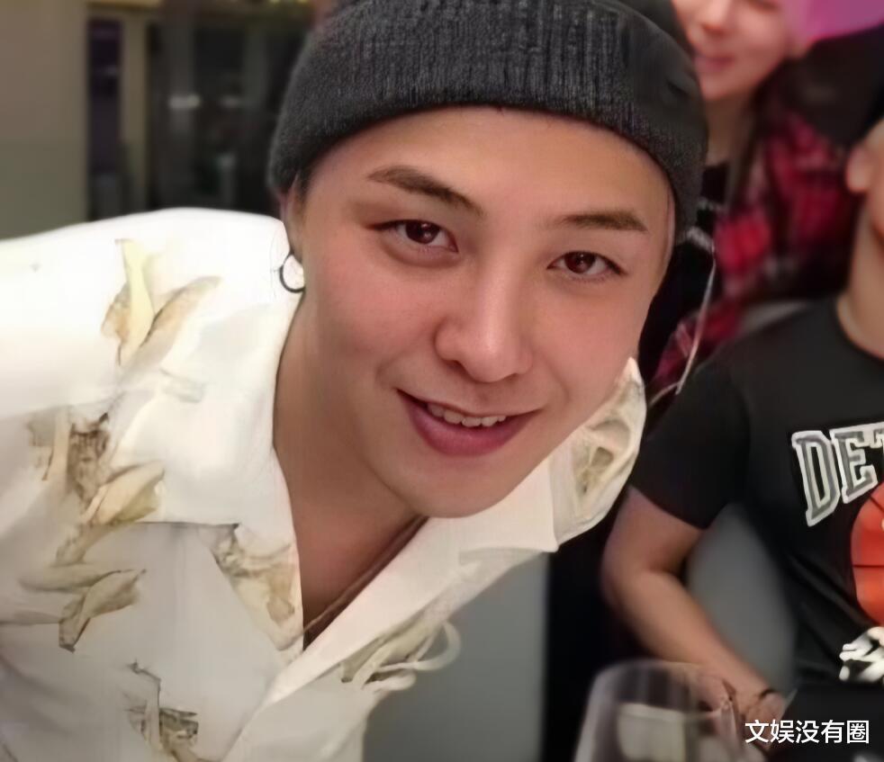 gd权志龙sns晒近照,身材健硕引关注_腾讯新闻