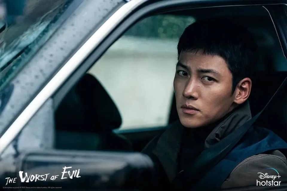 这种卧底遇上老婆初恋,还要帮老大追求的韩剧太上头了!_腾讯新闻