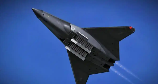 六代机带来新变化？空军招飞标准放宽，身高“超高”不再是问题_腾讯新闻