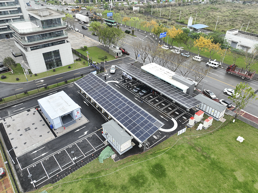 5分钟可续航300公里重庆首个新能源汽车智能超充示范站正式投用