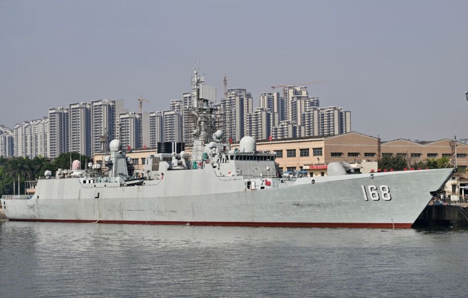052b广州舰改装回来,从驱逐舰升级成护卫舰,这么理解正确吗?