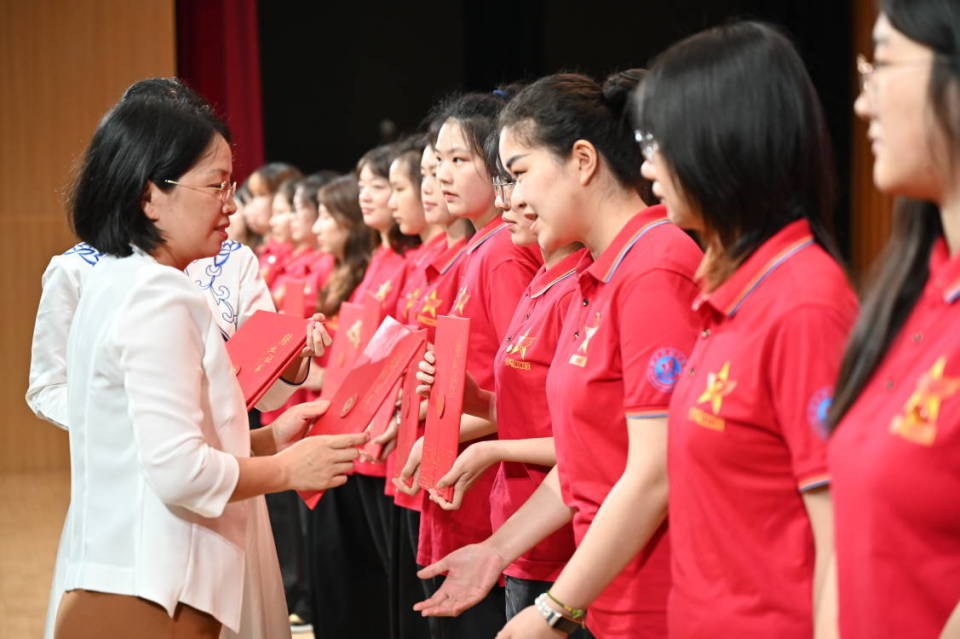 湖科举办第六期"青马工程"培训班结业暨第七期开班仪式