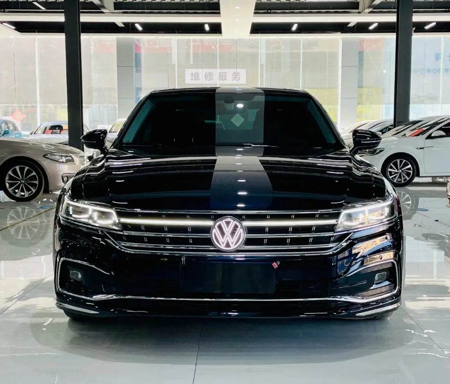 改款版"辉昂"首次曝光!车标自带"光环",质感不输bba_腾讯新闻