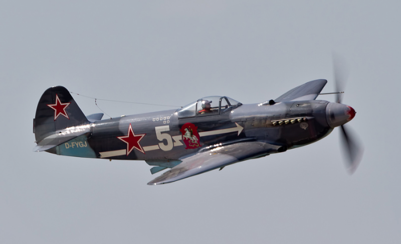 卫国战争的功臣雅克3雅克9型战斗机苏维埃天空的捍卫者