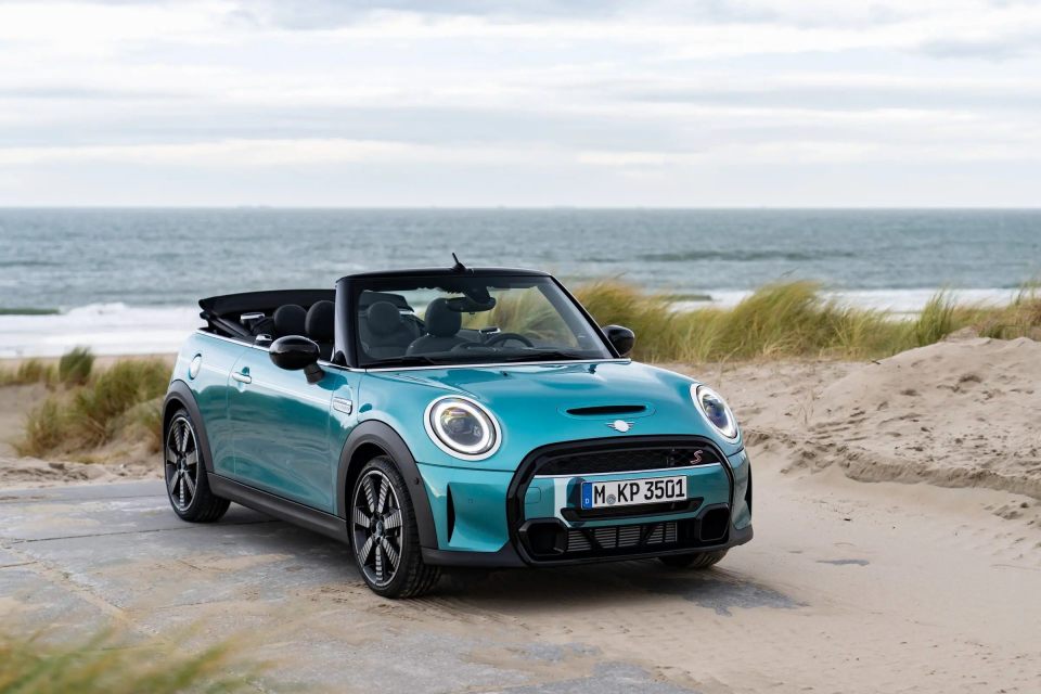 这mini敞篷版竟30万?最大功率141千瓦 网友:可以买5辆宏光!-腾讯新闻