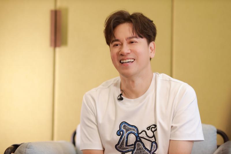 李圣杰:期待第一万次的"痴心绝对"