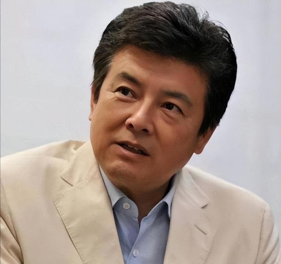 73岁影帝三浦友和，豪宅子女全不靠，生活现状曝光了-腾讯新闻