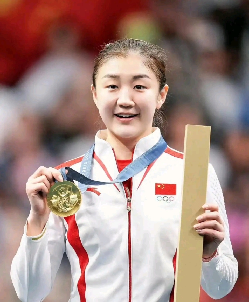 陈梦首次回应退出世排！玩梗：代表作是我的时代来了 黄晓明是闹太套
